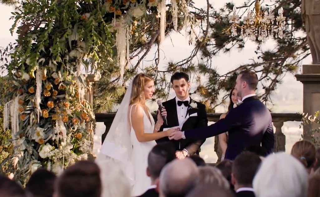 Mastering Moments: Wedding Videographer’s Expertise