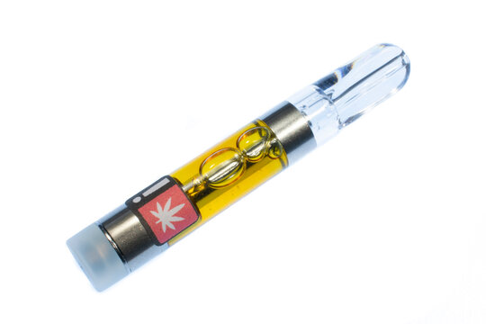 THC Cartridges: Live Resin’s Enhanced Flavor Experience